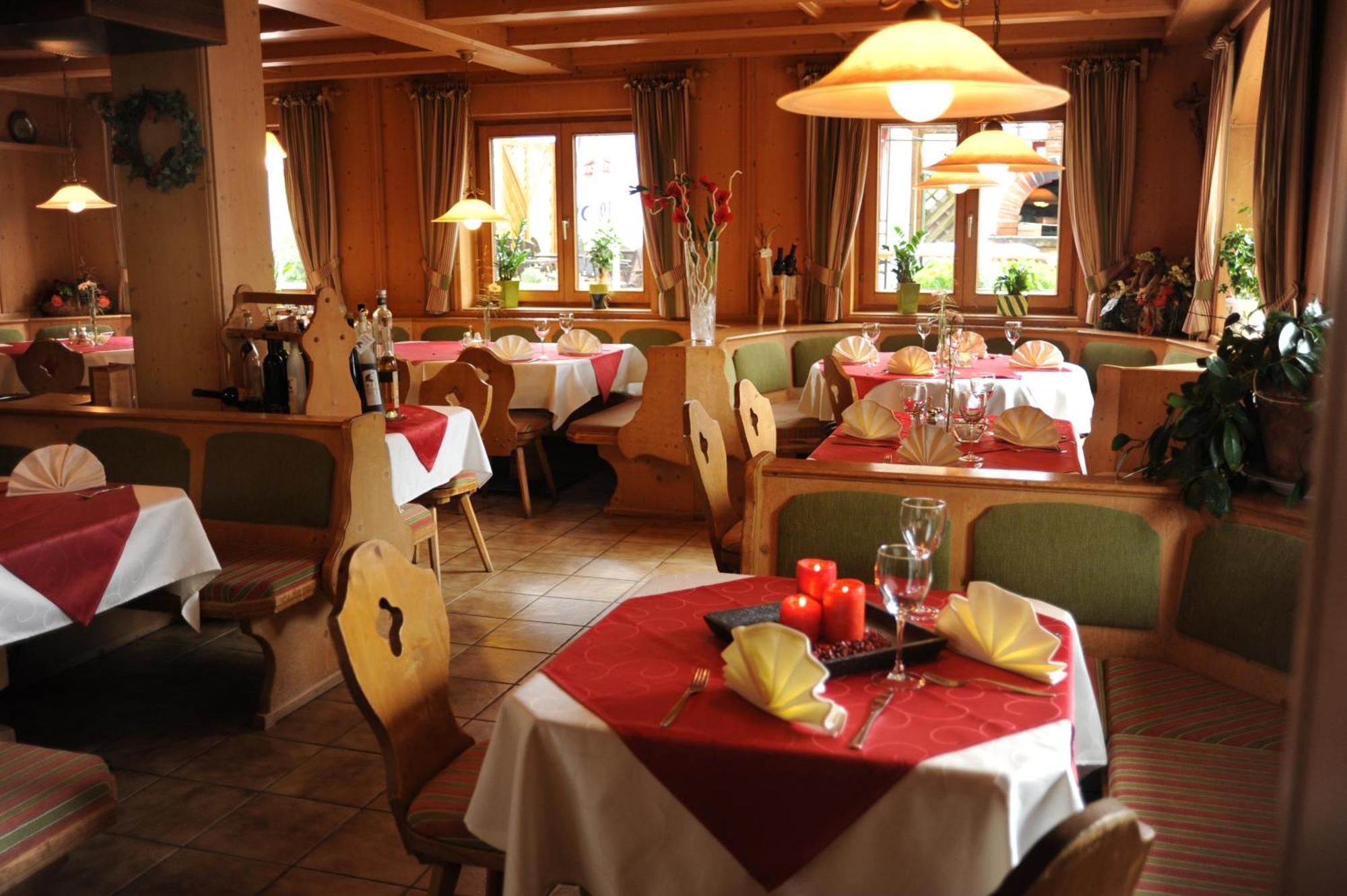 Sport Und Familienhotel Klausen Кирхберг Экстерьер фото